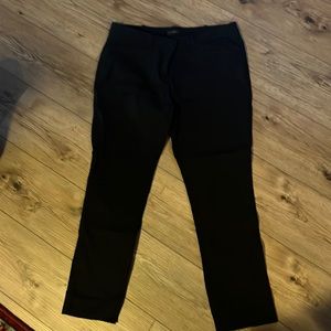 Like new, Size 10 slim fit worthington stretch dress pants